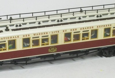 H0 6-achs. Schlafwagen 1000 A CIWL Orient Express Trix 54 3390 00