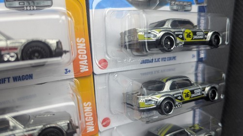 HOT WHEELS 2025 ZAMAC VOLVO 240 DRIFT WAGON & JAGUAR XJC V12 COUPE Q CASE Lot - Picture 7 of 8