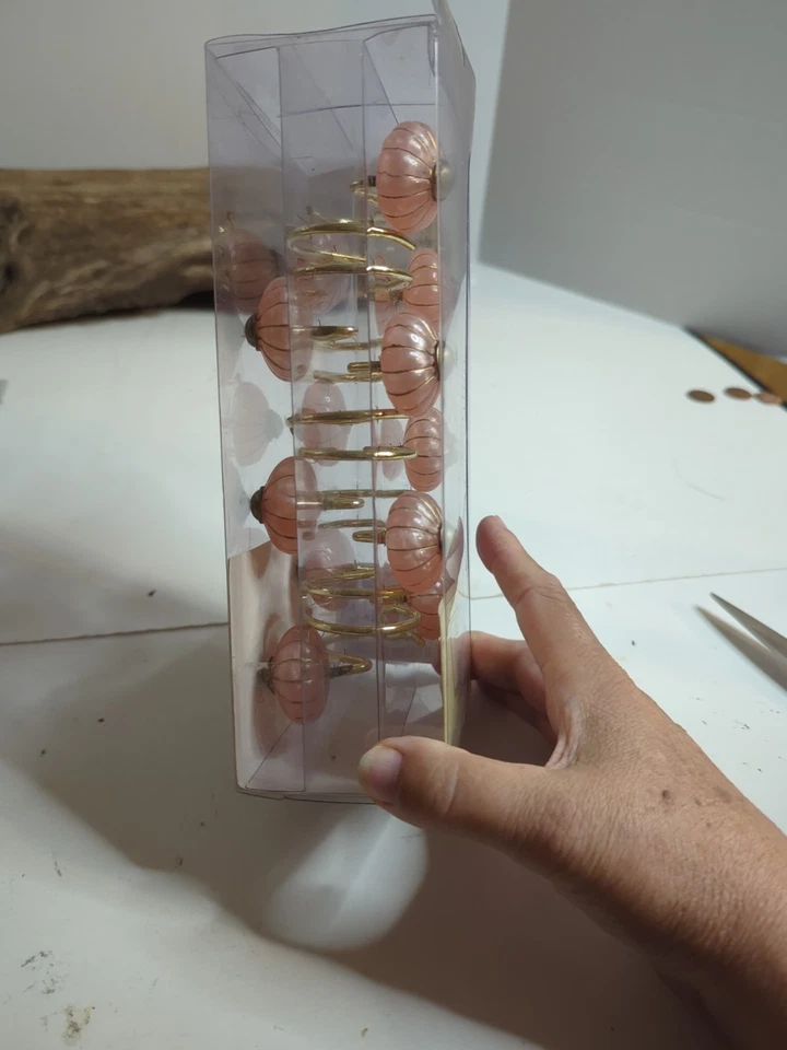 12 Ganchos de Ducha de Lujo Rosa y Dorado Resina Roma Nuevos Foto 3 de 4