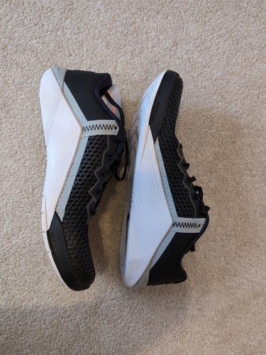 Size 10 - Nike Metcon 6 Cross Training Black/Light Smoke Grey-White CK9388 010 - Picture 4 of 10