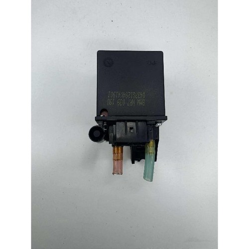 BMW 5 E60 E61 2006 Stellmotor elektrische Sitzverstellung 7039190 RCE22508