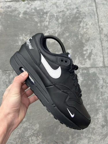 Nike X Supreme Air Max 1 Noir UK 7,5 Neuf avec boite ⭐ Envoi rapide