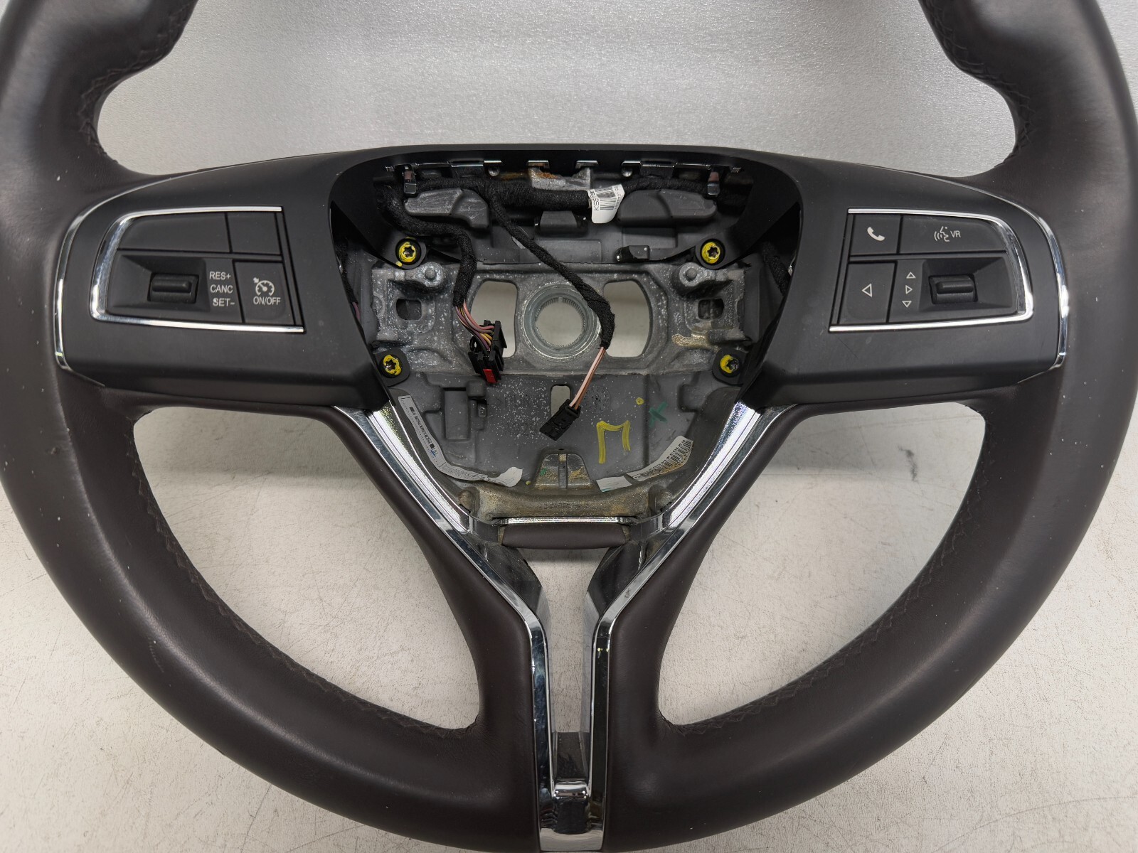 P50165 2014-2017 Maserati Quattroporte Ghibli Steering Wheel SEE PIC 06700116670