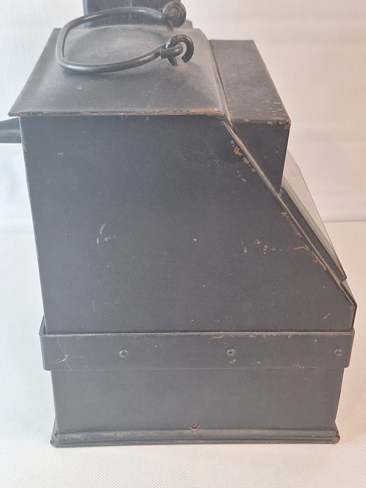 U.S. Navy BU. Of Ships  Lionel Corp New York  WW2 Oil Lantern(No Compass) - Image 4 of 4