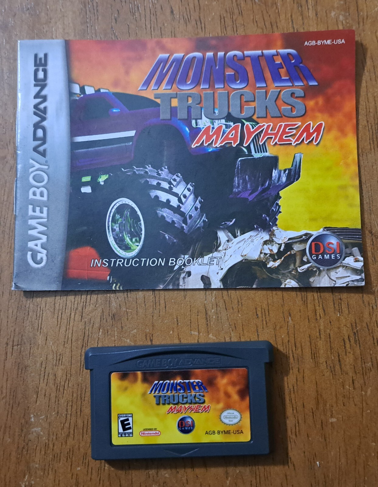 Monster Trucks Mayhem -excellent condition- (Nintendo Game Boy Advance, 2006)
