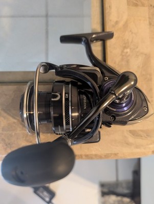 Daiwa procyon EX 4000H 1st gen Magsealed 7 ball Bearing 17 lbs of drag Brand new