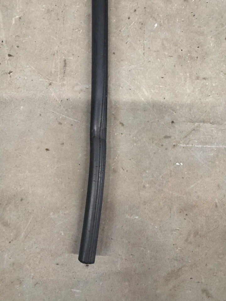 Manguera de desbordamiento de radiador Belair GTO 442 GS Chevy Camaro Chevelle Impala 1955-1979 Foto 2 de 4