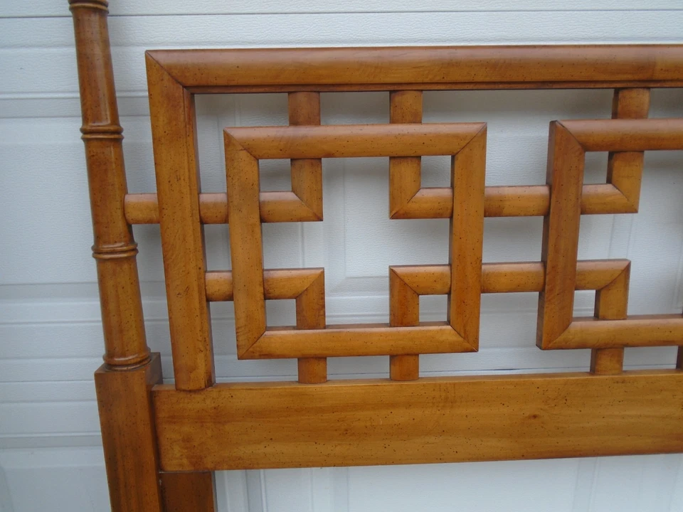Cabecero alto imitación bambú calado tamaño queen Chippendale Chinoiserie Mandarín Foto 2 de 4