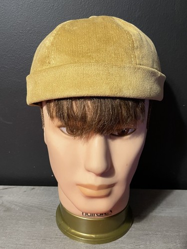 CLAPE brimless hat