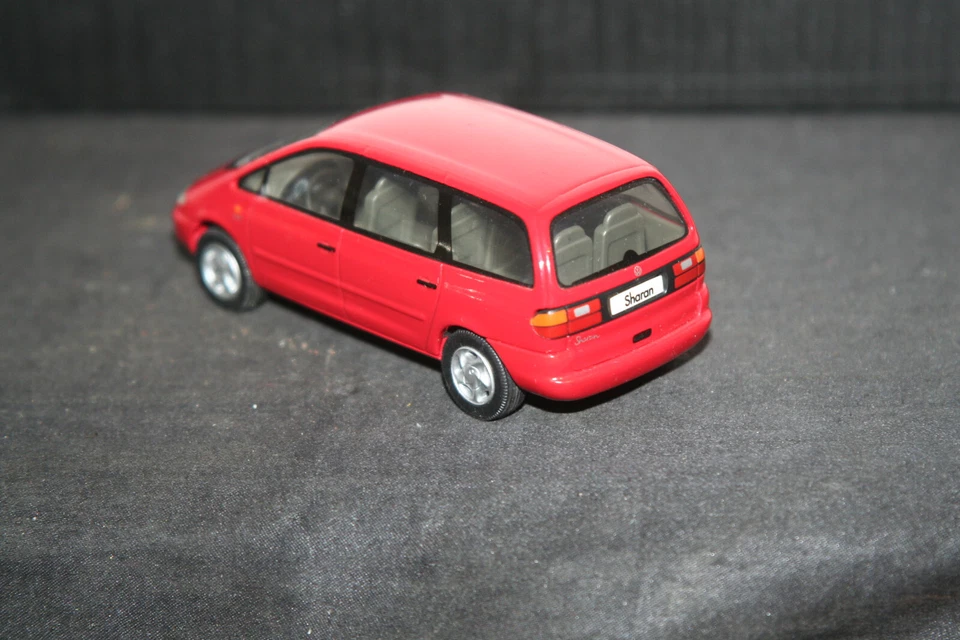 Seltener VW Sharan Volkswagen Herpa Großmodell Spielzeugauto Modellauto 1/43 - Bild 3 von 4