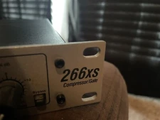 dbx Compressor Limiter Gate Processor (266XS) USED, GREAT CONDITION