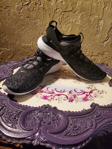 women's flex contact 3 running shoe