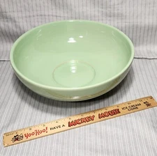 Vintage LARGE Ceramic Bowl (Kitchen Bowl), Jade-ite Green #423? - Royal Haeger