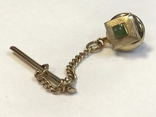 Ancienne épingle à revers carrée plaqué or