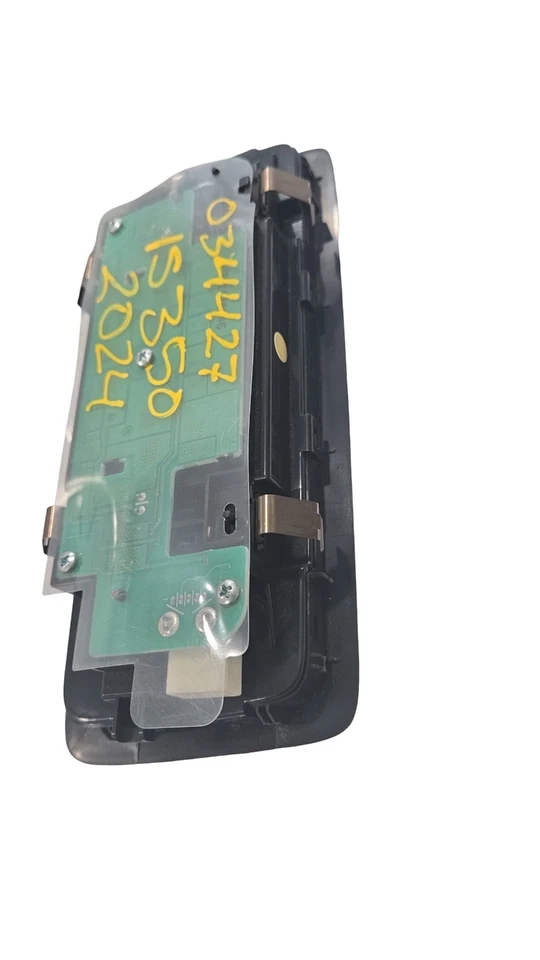 LEXUS 21-25 IS350 IS500 IS300 ES350 ES250 OEM REAR TOP UPPER DOME LIGHT SWITCH - Image 2 of 4