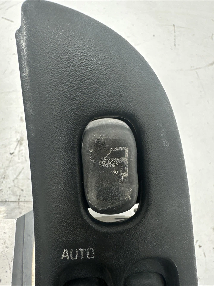 96 97 98 PONTIAC GRAND AM COUPE WINDOW SWITCH W/ BEZEL  Right & Left PAIR Foto 4 de 4
