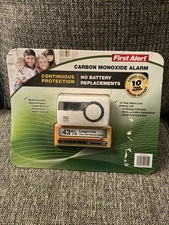 First Alert Carbon Monoxide Alarm Digital Display 10 YR Batt Life 832151 NEW
