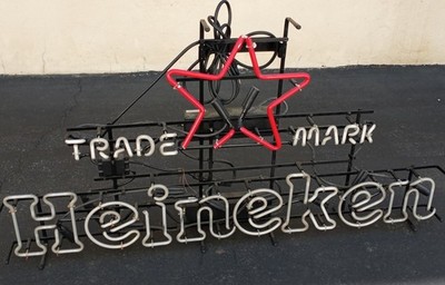 RARE Heineken Trademark Neon Light Beer Sign 48