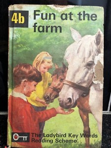 Details About 1965 Ladybird Book 4b Fun At The Farm Key Words Reading Scheme - 