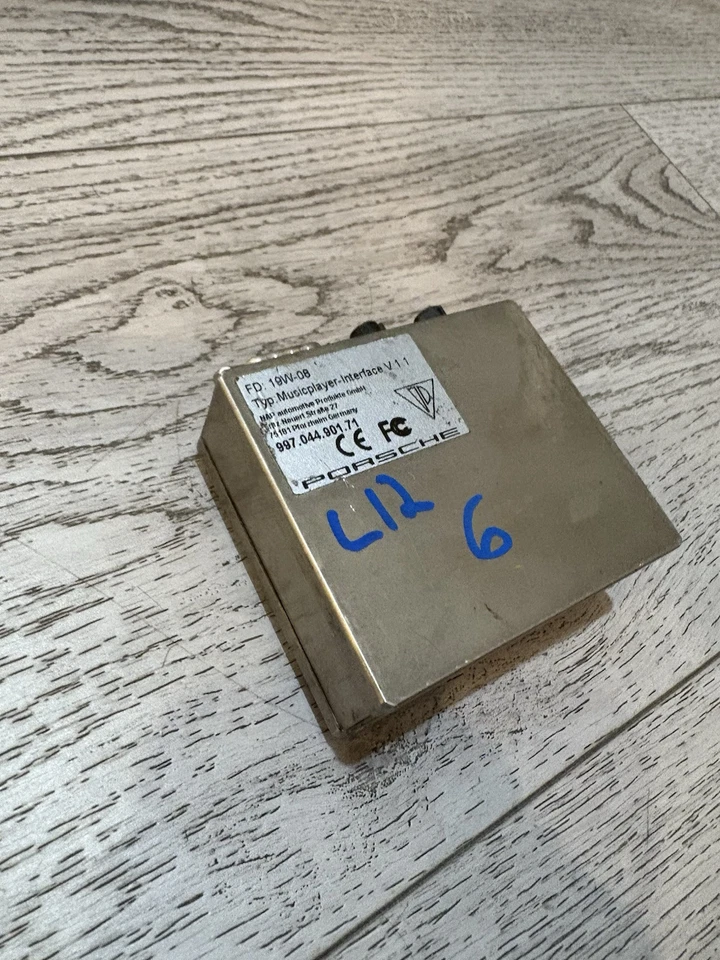 Módulo de interfaz reproductor multimedia Porsche Carrera 997 911 2008-10 99704490171 Foto 2 de 4