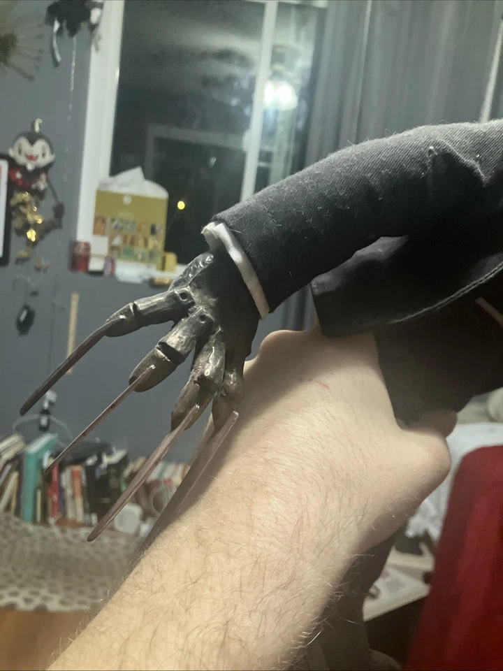 2007 Mezco 系列 2 毛绒榆树街 3 Freddy Krueger Tuxedo Tux Robert Englund — 第 4/4 张图片