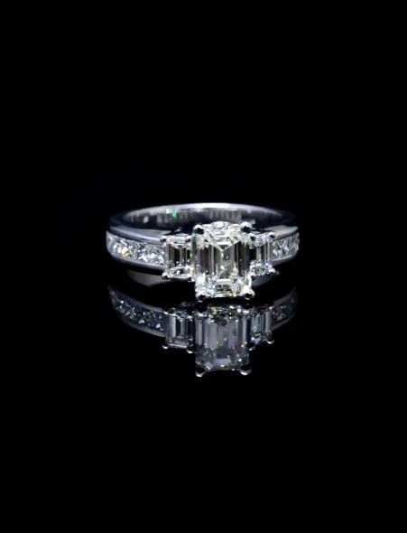 3.10Ct Emerald Cut Lab Created Diamond 3-Stone Engagement Ring 14K White Gold - Image 4 of 4