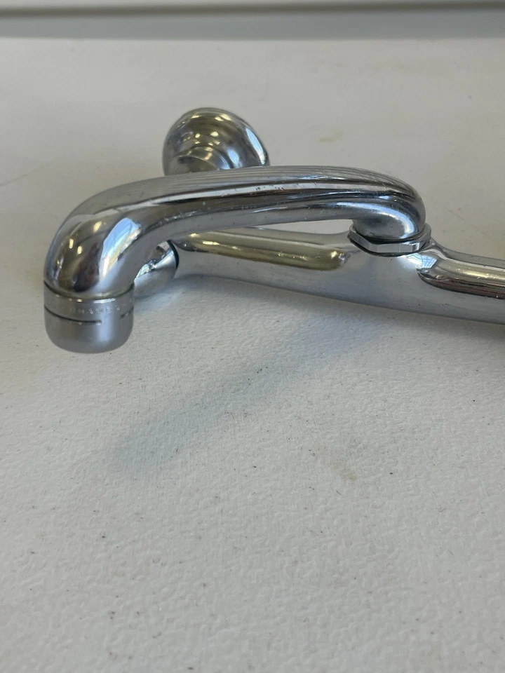 古董水龙头 Mel-O-Flo 厨房水槽 芝加哥老式混合龙头 维多利亚 8 英寸 — 第 3/4 张图片