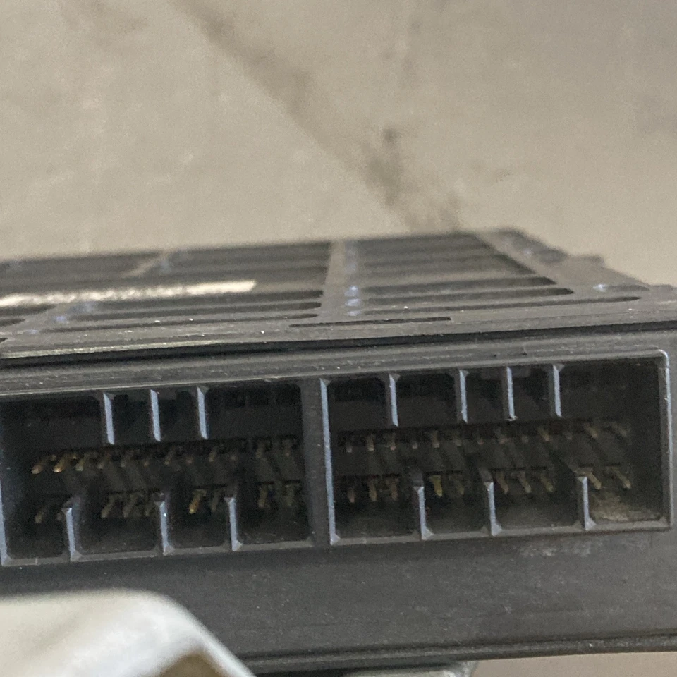 Mitsubishi Eclipse 2001 ECU/cilindro de bloqueo/llave MR578508 Foto 3 de 4