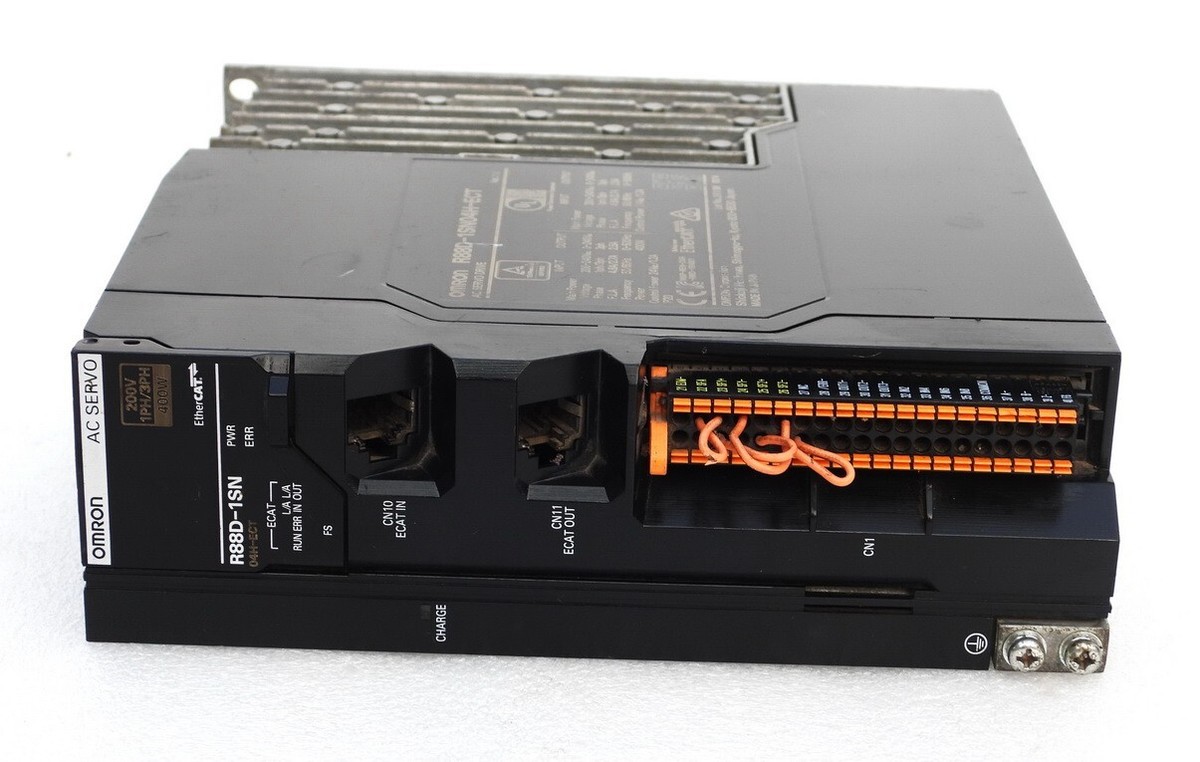 OMRON R88D-1SN INDUSTRIAL AC SERVO DRIVE MODEL R88D-1SN04H