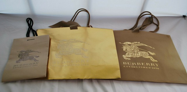 burberry gift bag