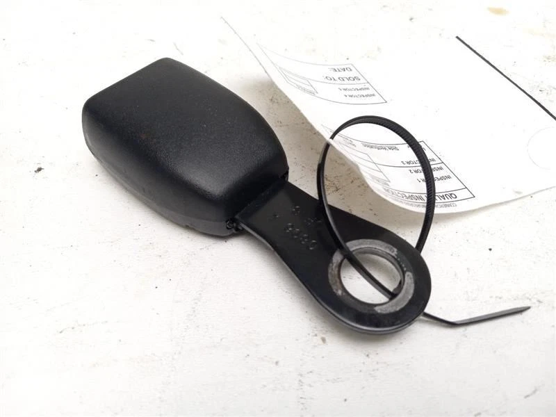 Hebilla de cinturón de seguridad delantero derecho MITSUBISHI OUTLANDER 2007-2010 Foto 4 de 4