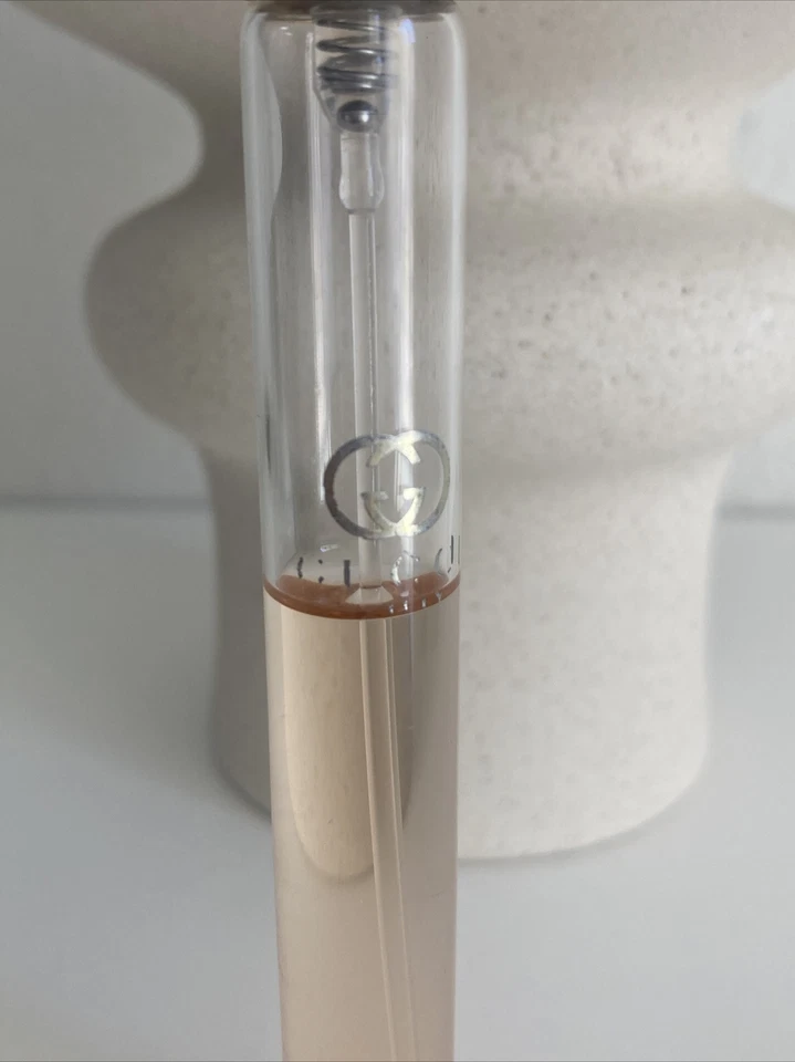 Gucci Guilty 0,33 oz / 10 ml Eau de Parfum Spray Intenso Para Ella Foto 2 de 4