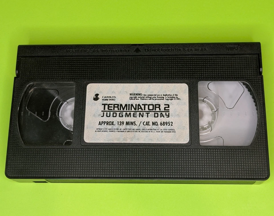 terminator 2: judgement day vhs t2 arnold schwarzenegger, james cameron - Image 4 of 4
