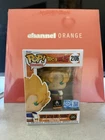 Funko Pop! DBZ Super Saiyan Goku Yardrat #2160 Glow (CHASE) Toy Temple Exclusive