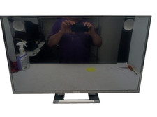 Insignia NS-32D511NA15 32-inch LED TV Flat Sc...