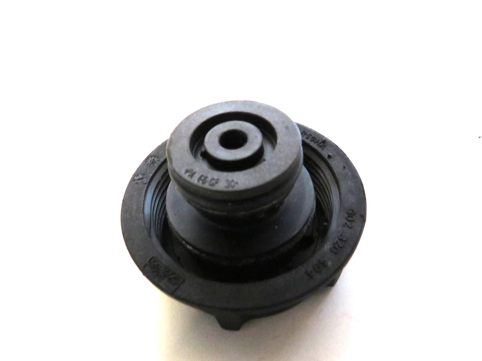 GENUINE FORD KUGA MK1 EXPANSION TANK CAP 3M5H 8100 AD 08-12 - Image 2 of 2