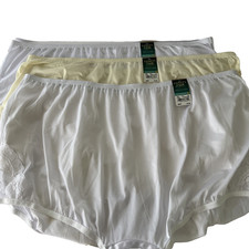 Vanity Fair 3 Pair Perfectly Yours Lace Nouveau Briefs 12/5XL Multi-Color 13001