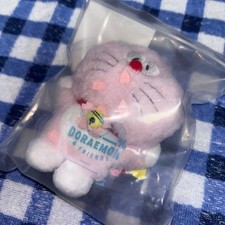 100 Doraemon  Friends Exhibition Limited Edition Sakura Doraemon Keychain