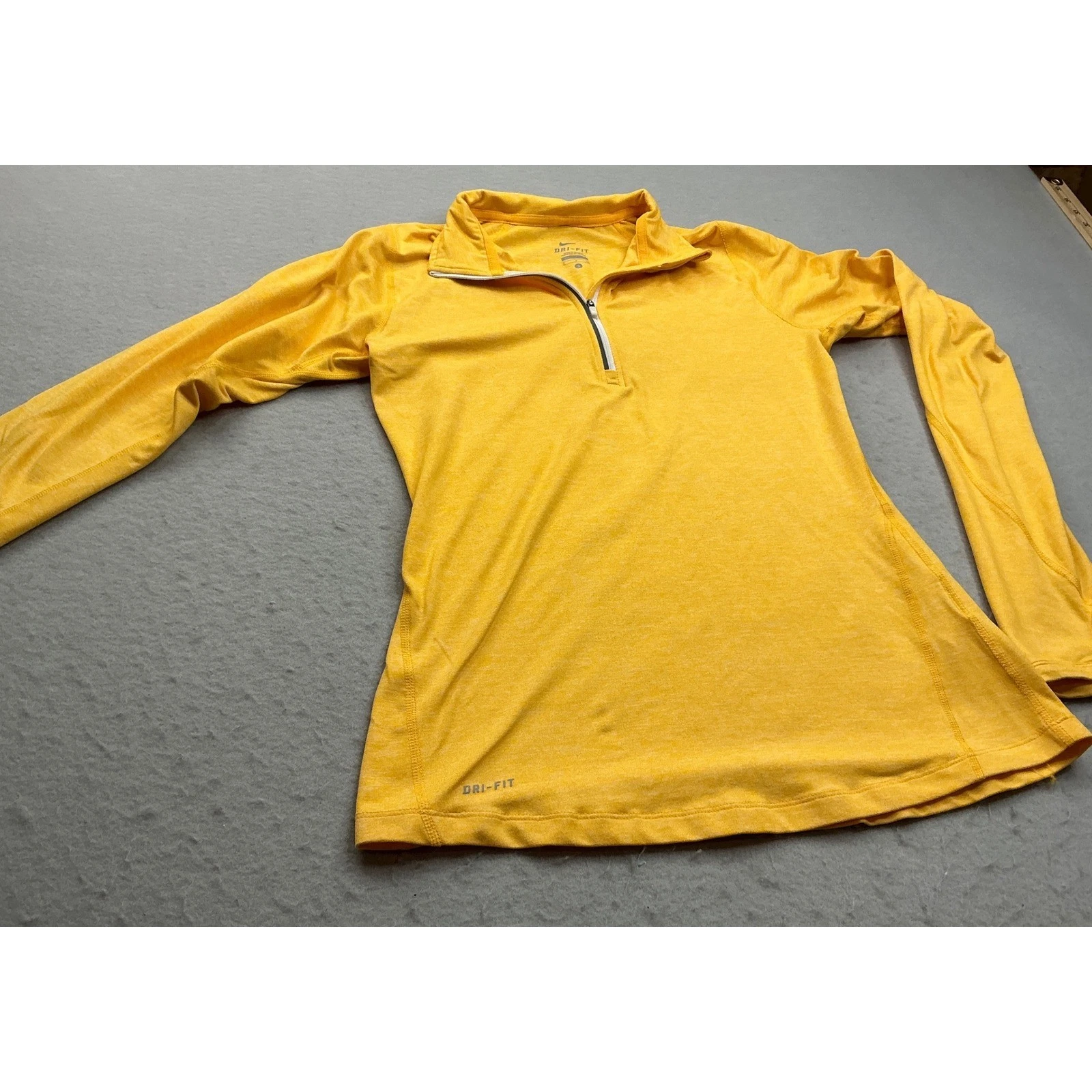 Nike Dri-Fit Heathered Element 1/2 Zip Pullover Yellow Running Top S Athletic