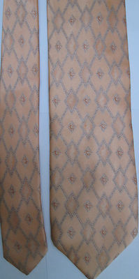 Cravate Brioni 100% Soie - Vintage - Vert - Longueur 148 Cm, Largeur 8 Cm - Occasion
