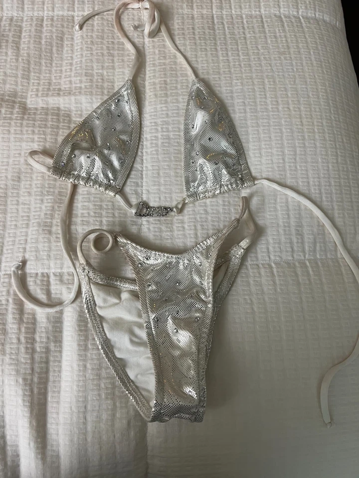 BAÑADORES BIKINI COMPETICIÓN Foto 2 de 4