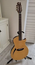 ESP  LTD ACOUSTIC ELECTRIC GUITAR ARC-6N - MINT CONDITION