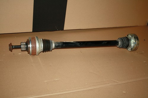 Touareg Q7 Q8 Antriebswelle Gelenkwelle 4M0501203D Drive shaft Antrieb hinten