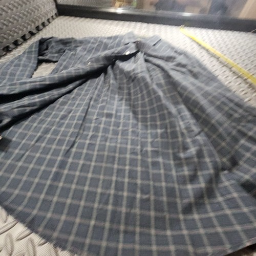 Eddie Bauer Dress shirt TALL Large Blue Green Geometric long slv buttondown nice - Picture 4 of 9