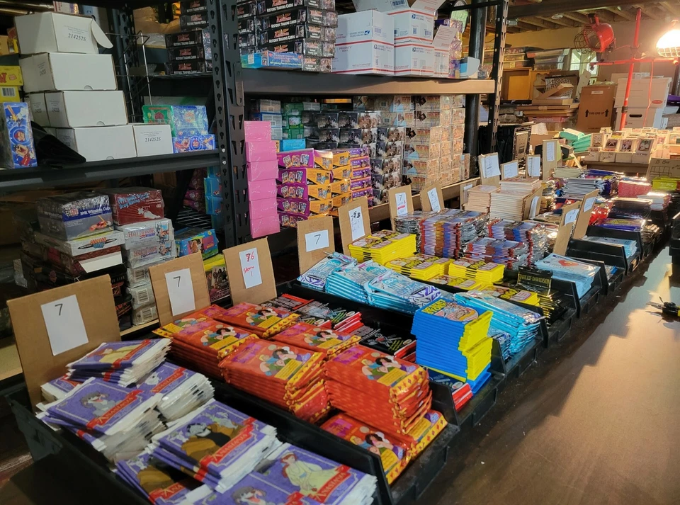 128  Packs Vintage Movie, Disney, Games, Trading Card Packs - Non-Sports Cards - Image 3 of 4