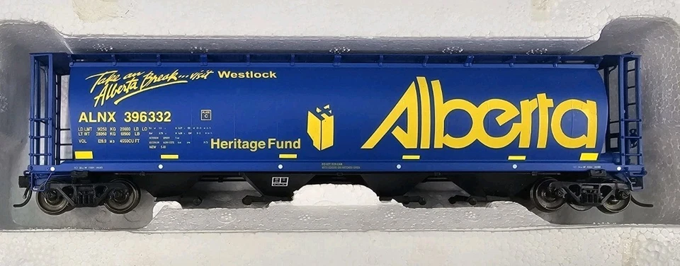 45117-23 Intermountain Alberta "Take A Break" 4-Bay Cylindrical Covered Hopper - Image 3 of 4