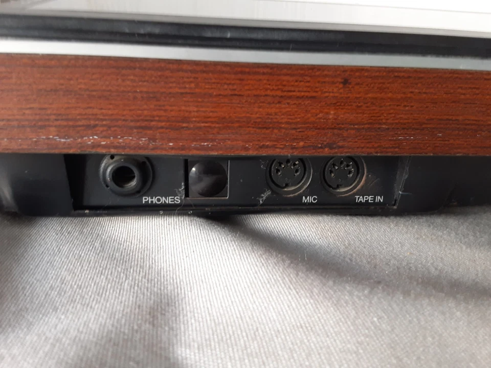 Tocadiscos de radio FM/AM Bang & Olufsen Beocenter 7000 T1801 de colección - SIN PROBAR Foto 3 de 4