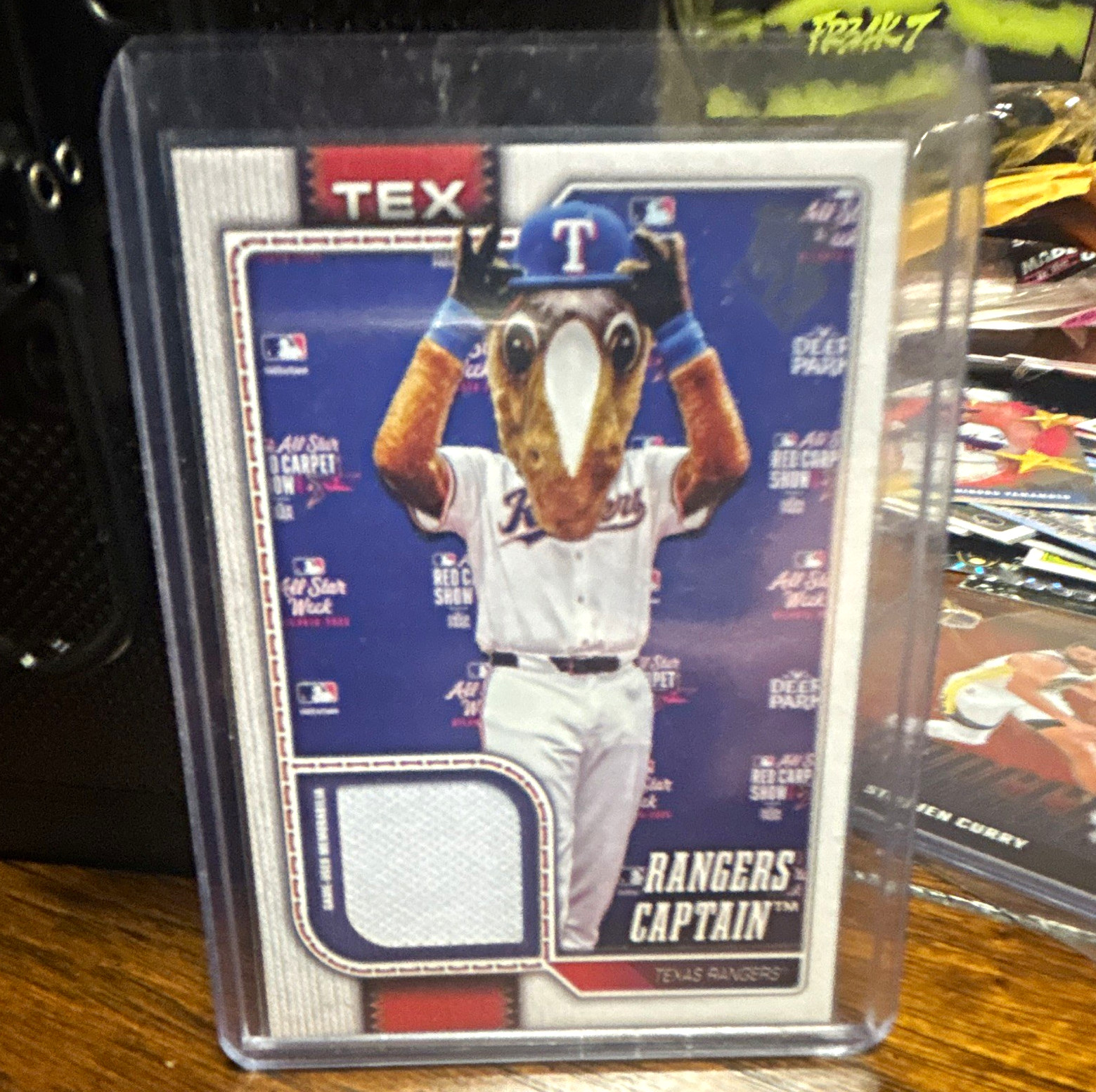 Topps 2026 Series 1 Mascot Relics Rangers Captain #MAS-CAP Texas Rangers (MEM)