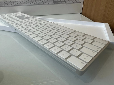 Brandneu Original Apple Magic Keyboard + Numpad A1843 Wireless Bluetooth Komplett