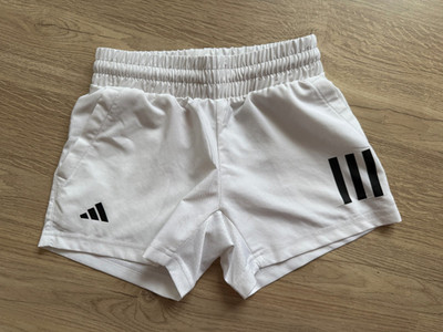 Tennis Shorts Tennishose Jungen - Adidas - Gr. 128 - sehr guter Zustand